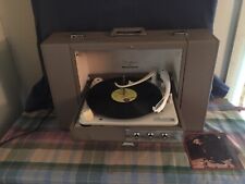 Vintage Portable Magnavox Micromatic Record Player