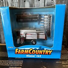 Ertl Farm Country Agco Gleaner C62 Combine With Corn And Grain Heads 164