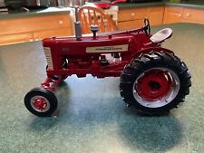 116 Ertl Mccormick Farmall 450 Toy Tractor Wide Front End Mint