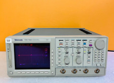 Tektronix Tds744a 500 Mhz 4 Channel Digitizing Oscilloscope Tested