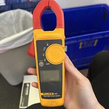 Fluke 323 True Rms Clamp Meter With Leads