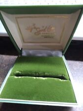 Vintage Jewlery Store Bracelet Velvet Satin Display Box Green Stand Scranton Pa