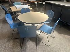 Cafeteria Set W Round 42 Table W 5 Matching Chair By Leland In Blue