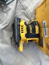 As-is Dewalt Dcw200 20v Cordless 14 Sheet Variable Speed Sander For Parts