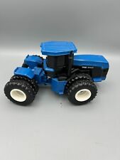 132 Ertl Farm Toy New Holland 9682 4wd Tractor
