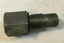 Tx1134 - A Used Hydraulic Fitting For A Long 350 2360 2460 2510 2610 Tractor
