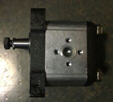 902087 - A New Hydraulic Pump For A Long 350 360 360c 445 445dt Tractors
