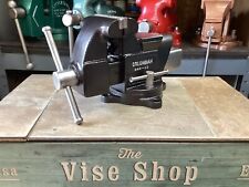 Restored Vintage Columbian D44 Bench Vise 4 In Jaws 27 Lbs Usa