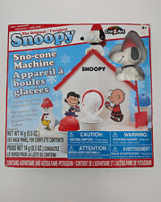 New 2013 Snoopy Sno-cone Machine Cra-z-art Peanuts Never Used With Damaged Box
