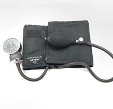 Vtg Tycos Classic Adult Aneriod Sphygmomanometer Blood Pressure Cuff