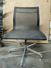 Original Herman Miller Eames Aluminum Group Management Side Chair In Black Mesh