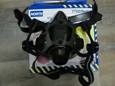 North 7700 Series Silicone Half Mask Reusable Respirator Z770030m Medium