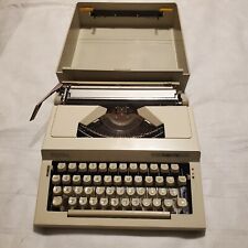 Royal Safari Iv Typewriter Tan Case Handle Vintage Keyboard Administrative Used