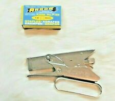 Vintage Arrow Fastener P 22 Heavy Duty Plier Stapler 14 516 Staples