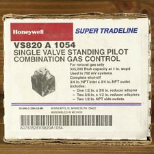 Honeywell Vs820 A 1054 Single Valve Standing Pilot Combination Gas Control Boxed