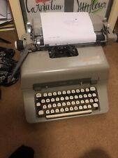 Royal 440 Manual Typewriter 10