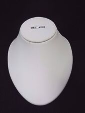 Bellarri White Leatherette Jewelry Display Bust Pendants Amp Necklaces