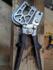 Malco Pl1 Metal Stud Punch Lock Crimper Tool Carpenter Construction
