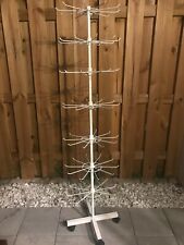 New White 7 Levels Floor Spinning Display Rack With Wheels 63