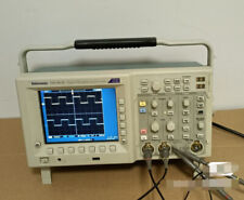 Tektronix Tds3012c 2 Ch Digital Phosphor Oscilloscope - 100 Mhz 1.25 Gsas Dpo