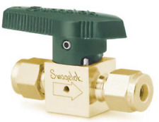 Swagelok B-4p4t Instrument Plug Valve 14 Swagelok Tube Brass Quarter Turn