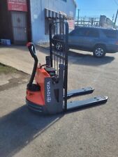 Toyota 7hbw23 2013 Used 4500 Lbs. Capacity Electric Walkie Pallet Truck