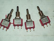 Lot Of 4 Carling 3ma Sp-1 Miniature Push Button Switch 3-6 Amp 3a250v 6a125v