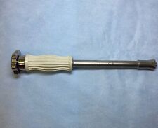 Stryker Howmedica 6704-9-715 Dall-miles H-grip Introducer Rotating Handle