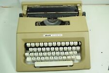 Olivetti Lettera 25 Lightweight Portable Mechanical Typewriter W Case
