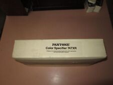 Pantone 747xr Color Specifier Set Coated Uncoated Formula Guides Books N.o.s.