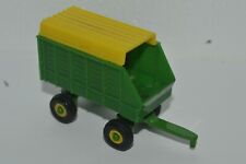 Ertl Hay Wagon 3340q01 4 Wheels Articulated Front Green Yellow Top 164