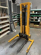 137 Semi-electric Straddle Pallet Stacker - 2200lbs Lift
