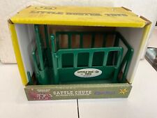 Little Buster Toys 116 116 Scale Steel Priefert Cattle Chute Green