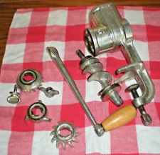 Working Antique Universal Food Meat Grinder No. 21 Cast Iron Hand Crank Usa