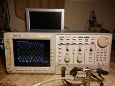Tektronix Tds784a 1ghz 4gsas Oscilloscope With Options 05 13 1f 1m 2f.
