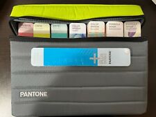 Pantone Guide Studio Set 8 Pieceswith Carrying Case