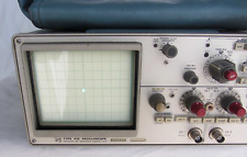 Tektronix 432 25 Mhz Dual-trace Portable Solid-state Scope -  Sn B000005