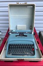 Vintage Underwood Olivetti Studio 44 Typewriter W Case